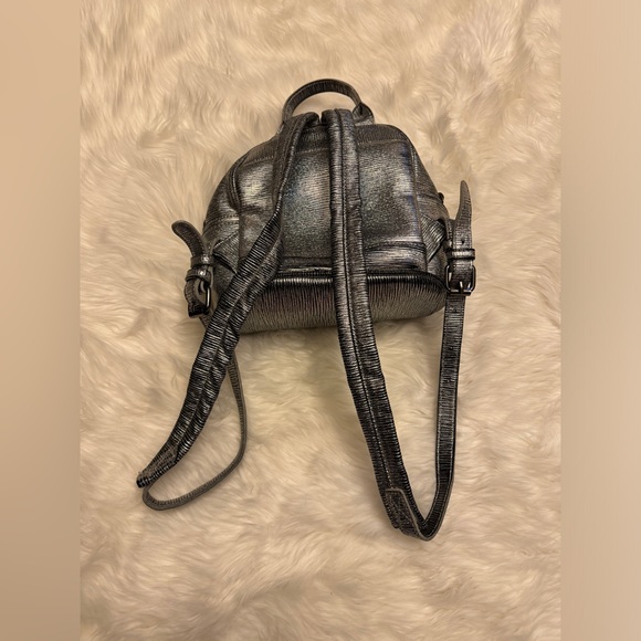 Cute Street Level iridescent mini back pack - Picture 2 of 4